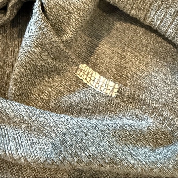 Streetwear Society Cropped Sweater Grey V-neck Ruched Drawstring Long Sleeve Top - Picture 10 of 10